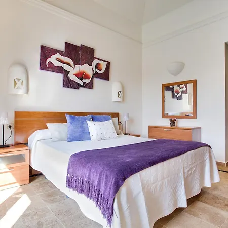 Holiday home Casa Violeta